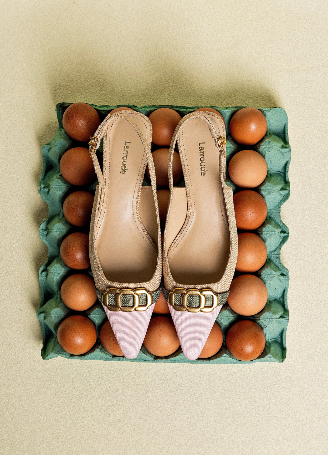 LARROUDE | Franca Pump In Beige Raffia