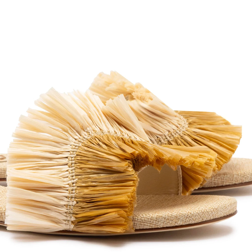 LARROUDE | Ivy Fringe Flat In Beige Raffia