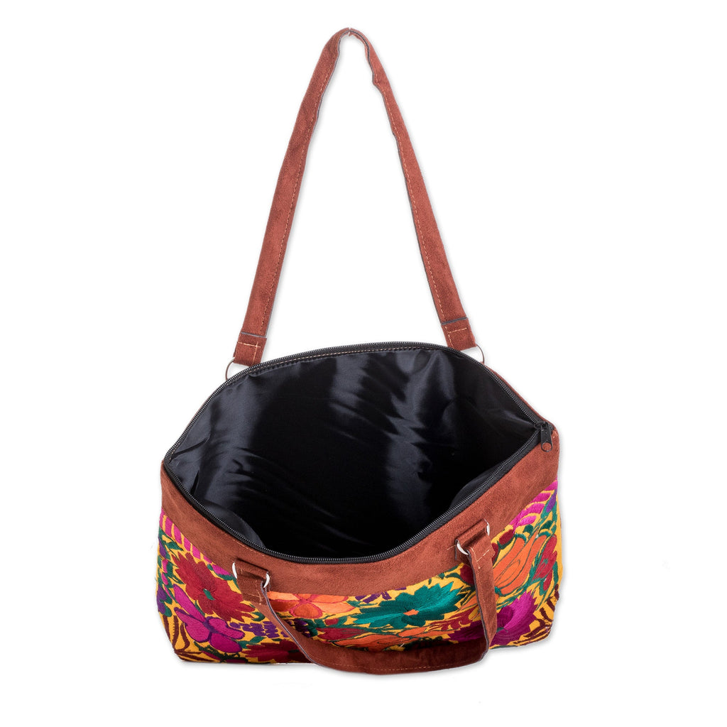 Colorful Hand-Woven Tote Bag with Floral Patterns - Country Flowers